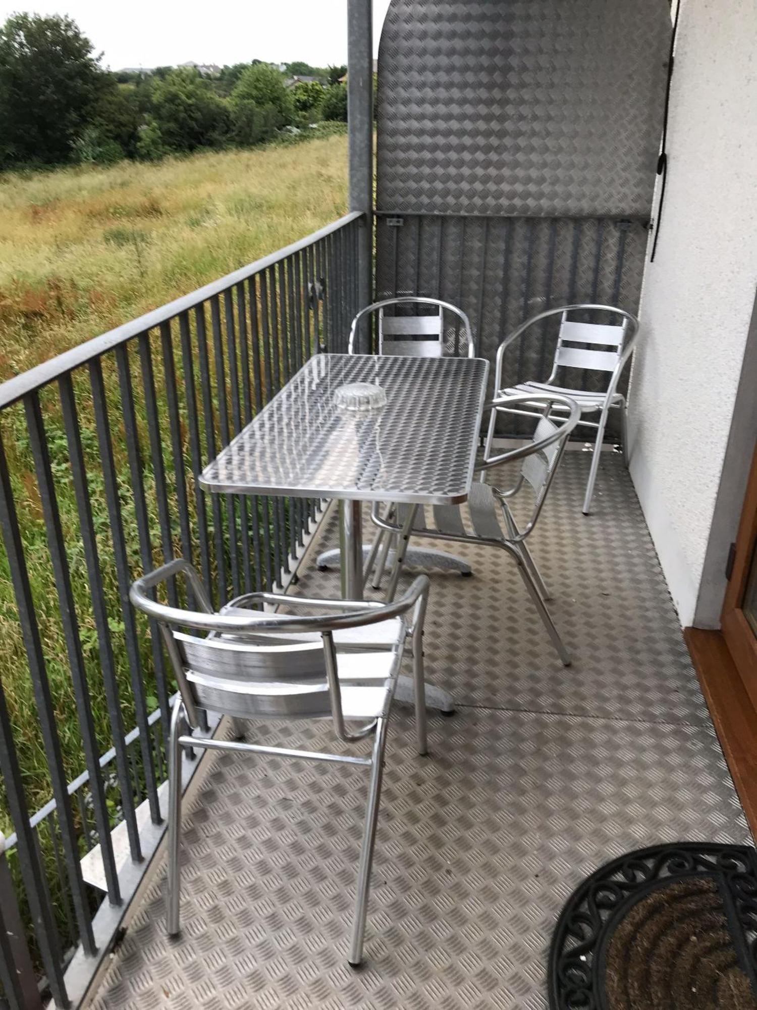 Room In Apartment - Bluebell Apartment Suite With Separate Lounge Area Truro Luaran gambar
